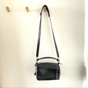 Vergegirl Black Crossbody bag